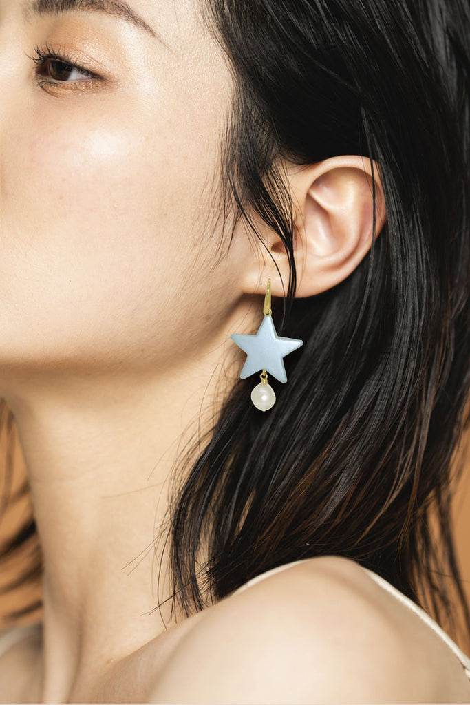 Miccy's | Pearl Star Pastel Blue | Resin Earrings